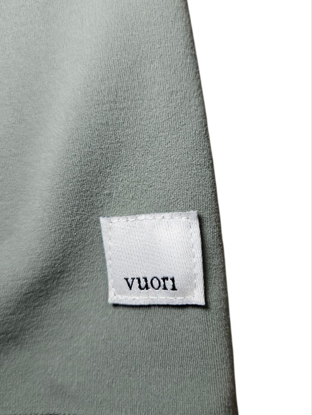Vuori AllTheFeels Romper Onesie Sage Green Built In Bra XS - Picture 9 of 10